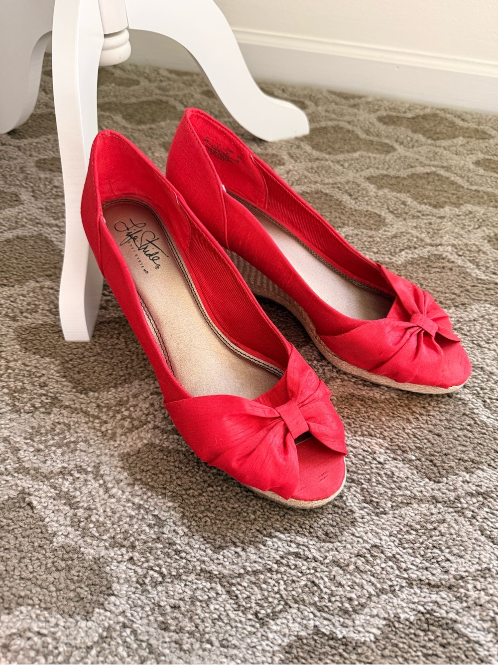 Life Stride Red Peep-Toe Bow Wedge Heels-Size 9